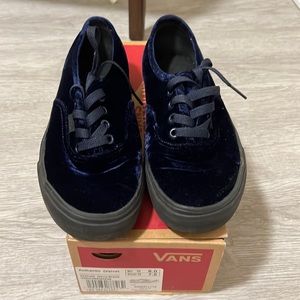 Blue Velvet Authentic Vans